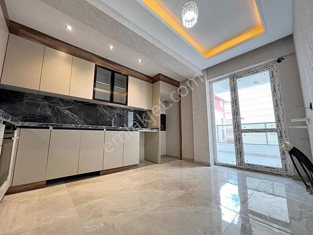 Çarşamba Pazarının Yanında Mendereste 3+1 Daire