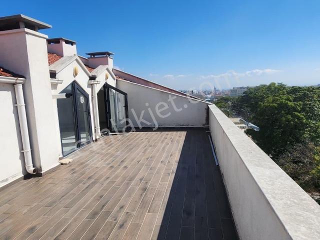 Çarşıda Park Ve Şehir Manzaralı 2 Teras 3 Banyowc Geniş 3+0 Ofis