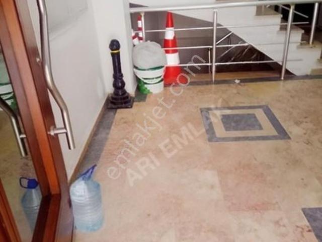 Arı Emlak'tan Kiralık 2 T1 80m2 Eşyalı Daire