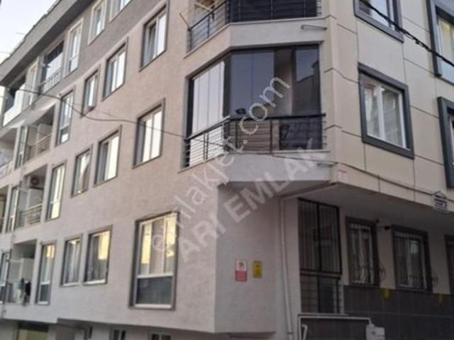 Arı Emlak'tan Satılık 2 T1 80m2 Daire