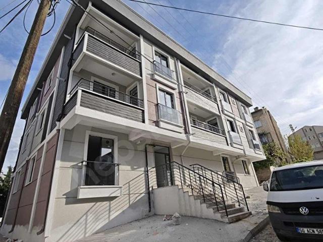 ÇARŞI MERKEZDE HEM OFİS HEM DAİRE KULLANIMINA UYGUN 1+1