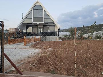 ÇARŞI GAYRİMENKUL FETHİYEDEN YAYLA ELDİREKTE SATILIK MÜSTAKİL EV