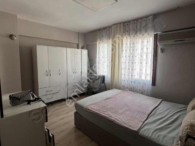 Çarşı Kapalı Cadde De 1+1 Eşyalı Daire