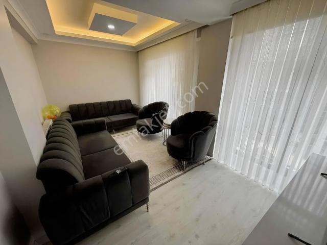 Arıkoğullarından S.çiftliğinde 2+1 Tranvayın Sokağında 90m2