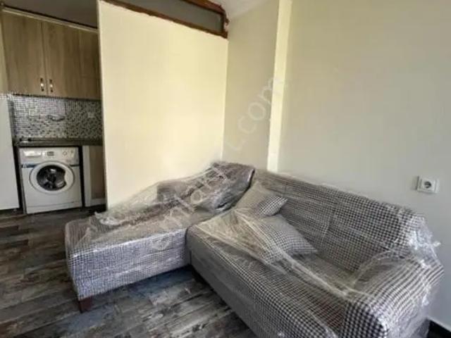 Çarşı Merkez,de Özkanlarda 1+0/1+1 Sıfır Eşyalı Temiz Apart