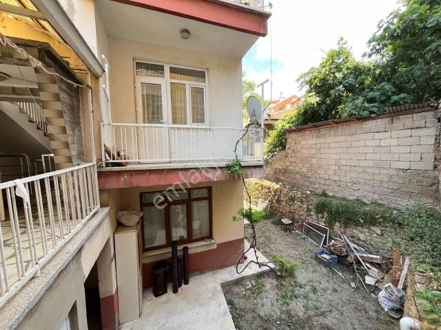 Çarşı Merkez Yayla Mah. Bahçe Kat 100m² Satılık Daire !