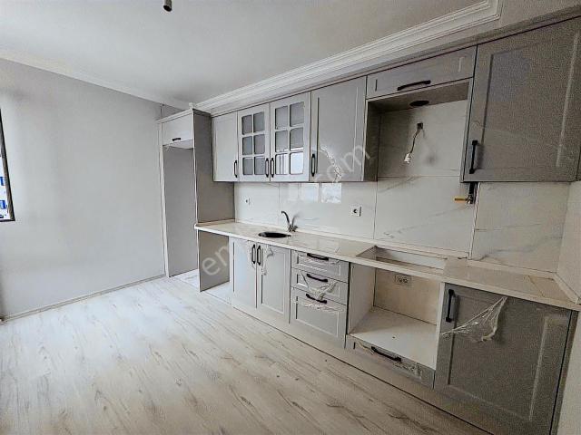 Çarşı Merkezde 112m2 Kapalı Mutfak 2+1 Daire