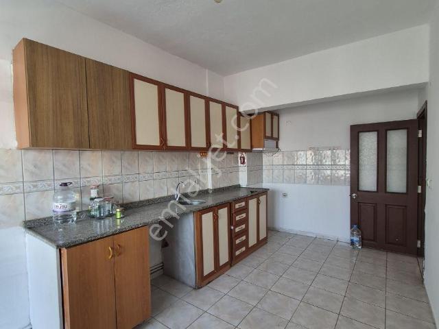 Çarşı Merkezde 3+1 120 M2 Fırsat Daire