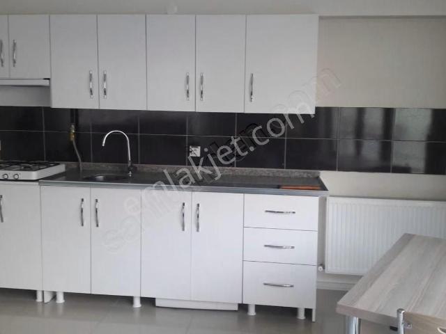 Çarşı Merkezde Yatırımlık Eşyalı Satılık 1+1