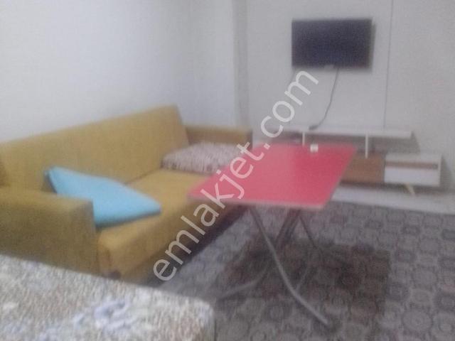 Çarşı Merkezde Çakmak Caddesinde Ful Eşyalı Daire