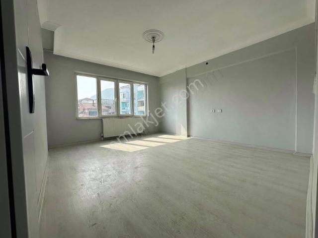 Çarşı Merkezde Asansörlü 3+1 Daire