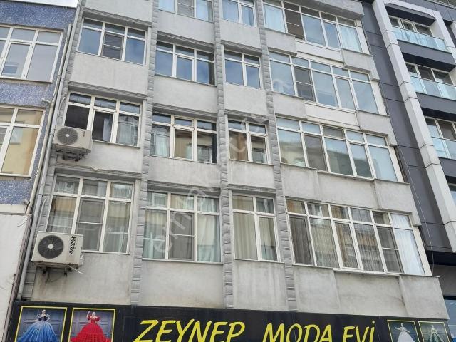 Çarşı Merkezde Ara Kat Satılık 3+1 Daire Vira Gayrimenkul
