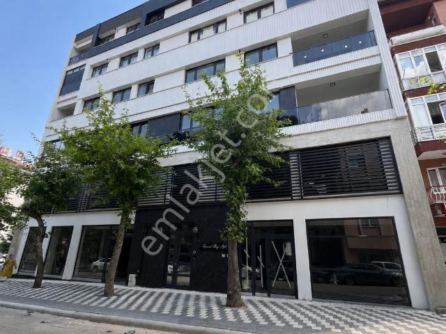 Çarşı Merkezde Ara Kat 3+1 Sıfır Satılık Daire