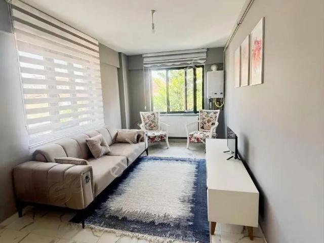 Çarşı Merkezde Eşyalı 1+1