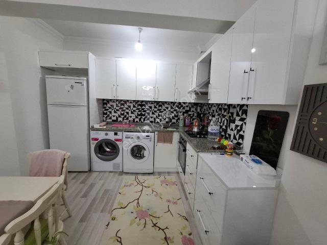 Çarşı Merkezde Kiralık Eşyalı 1+1 Daire