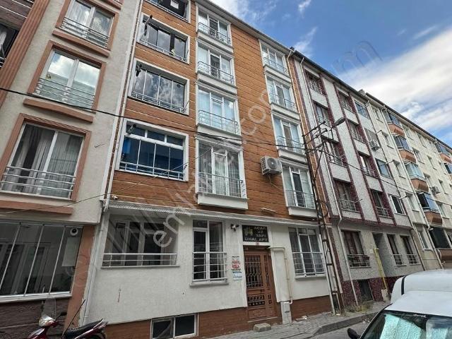 Çarşı Merkezde Kiralık 2+1 Amerikan Mutfaklı Daire