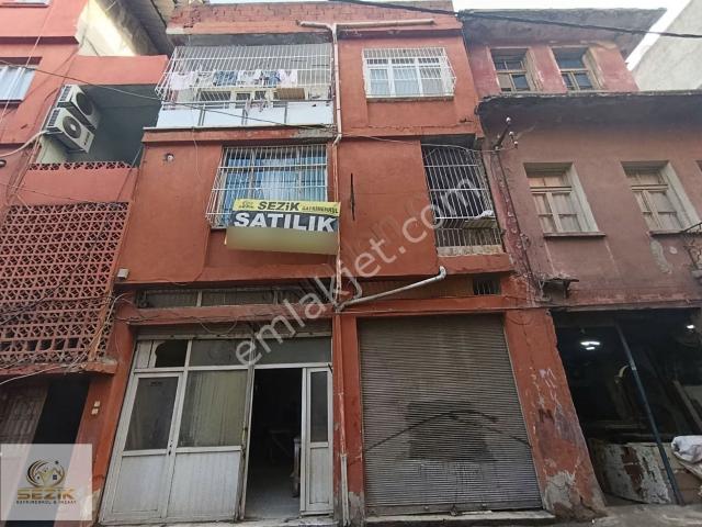 Çarşı Merkez'de Kocavezir Mah. İş Yeri / 2 Daire Komple Satılık