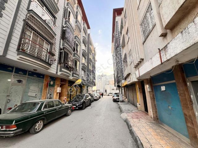 Çarşı Merkezde Satılık Lüks Yapılı 4+1 Dubleks Daire