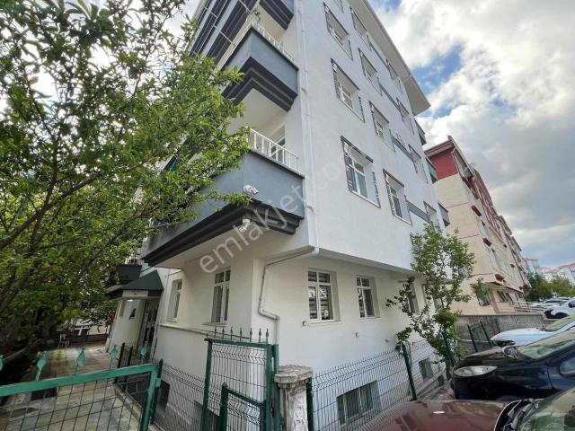 Çarşı Merkezi Belediye Ve Emniyet Binası Arkası 2+1 Kök Tapu