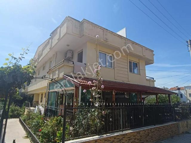 Çarşı Merkezinde. 3+1 Dublex Daire
