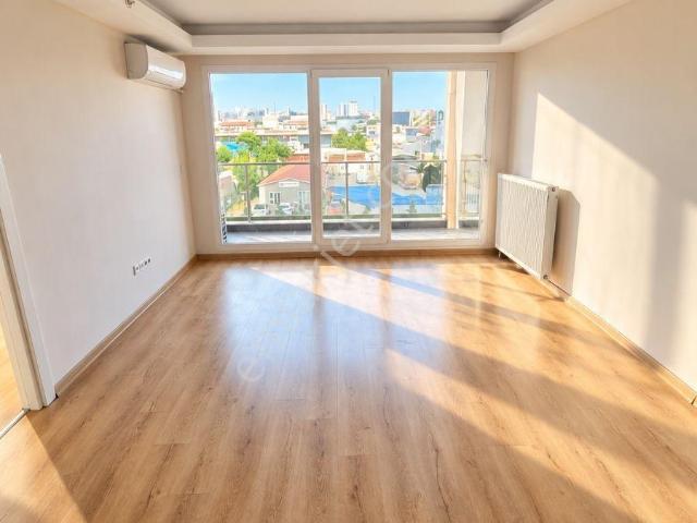 Arş Residans Aile Binası 1+1 Kiralık Balkonlu Güvenlik/otopark