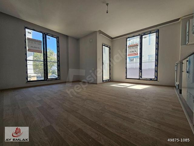 ARMUTLU BAYIR MAHALLESİNDE DENİZE 50 METRE KÖŞE 2+1 DAİRE