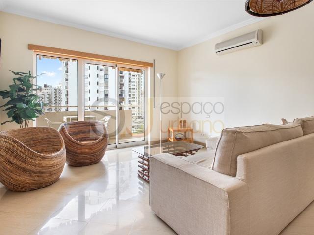 Armação de Pêra – Apt. T1 Um refúgio entre o Verde e o Mar 85m² Armação De Pêra