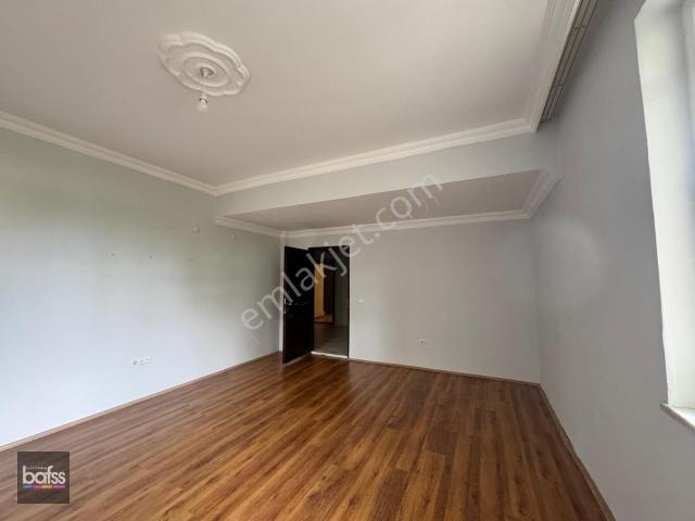 Armağan İlcide Nene Hatun Caddesi Üzerinde Kiralık 100 M2 2+1 Daire