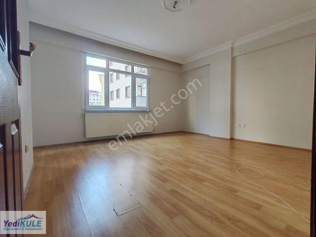 Armağanevlerde Alemdağ Cad Yakın 1. Kat 2+1 Daire 88 M2 Daire.