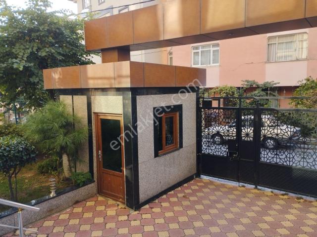 Armağanevlerde Metroya Yakın Site İçinde Kiralık 2+1 Lüx Dar