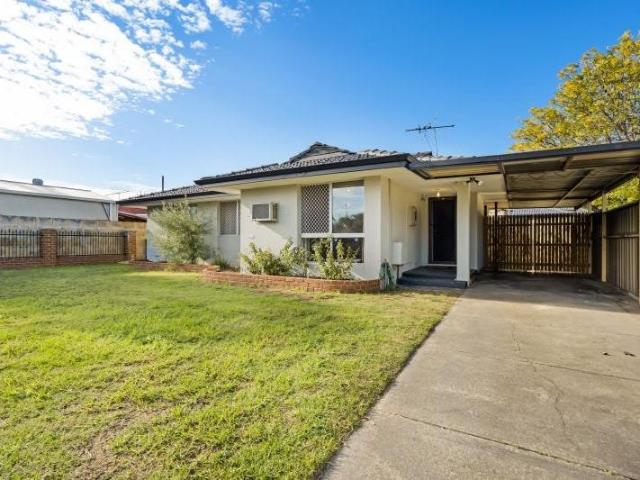 ARMADALE 3 X 1 EASY TO MAINTAIN