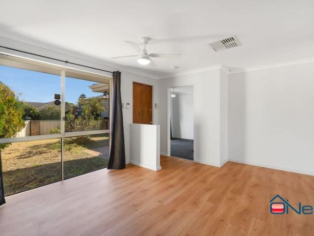 ARMADALE 3x1 Freshly Updated in a Well Maintained Complex