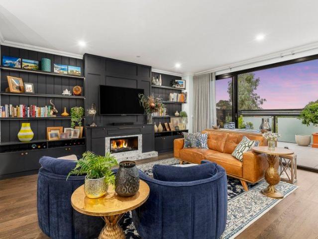 Armadale Luxury with North Terrace and City Views