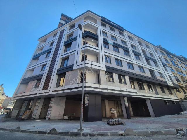 Armaxdan Bağlarbaşında Satılık 2+1 Fırsat Daire