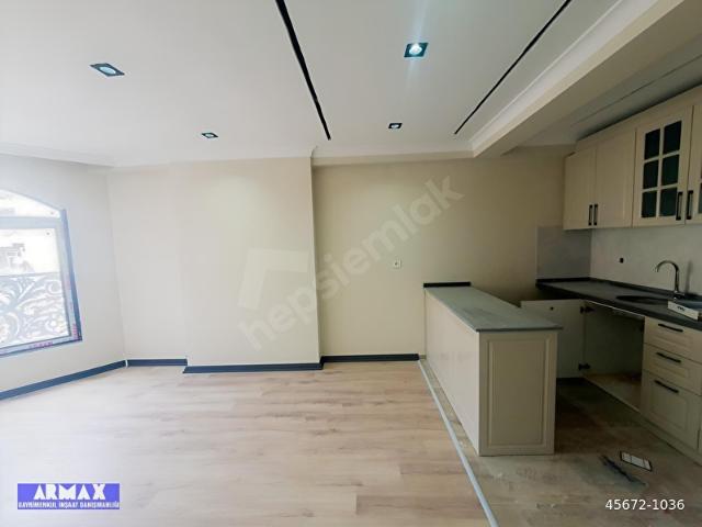 ARMAX'TAN ARAÇ TAKASI OLUR CADE ÜZERİ SATILIK 1+1ARA KAT DAİRE