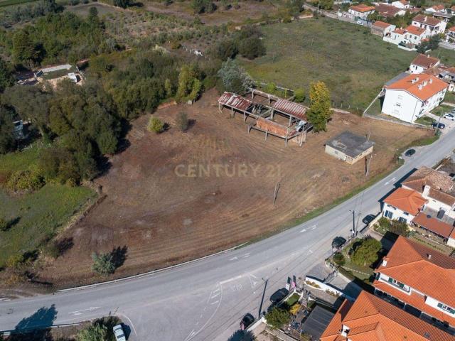 Terreno 9.000m2 + Armazém em Miranda do Corvo, Coimbra