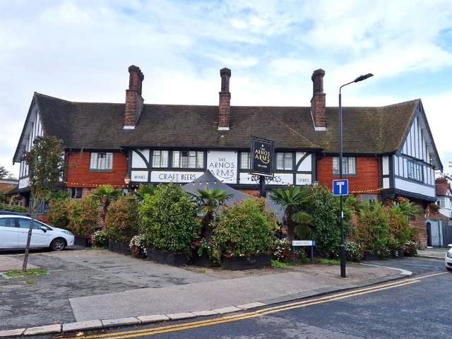 Armfield House, Bowes Road, London N11, 1 bed flat to rent, £1,450 pcm | PrimeLocation