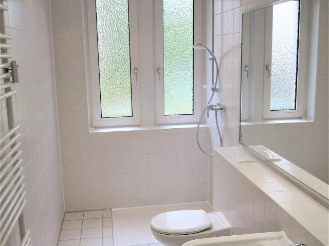 Arminiusstr. 1, E R Schöne 3 Zimmer Wohnung mit Tageslichtbad