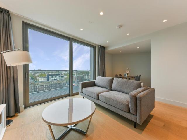 Armley, Leeds LS11, 2 bed flat to rent, £1,249 pcm | PrimeLocation