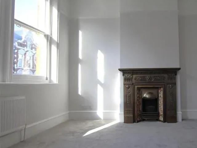 Armoni Coffee, Topsfield Parade, 13 Tottenham Lane, London, N8 9DE, United Kingdom | 2 bed apartment for rent #140398036 | Rentberry