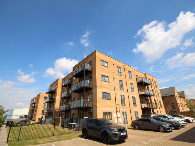 Armoury Court, Lance Street, Rainham. 2 bed apartment to rent £1,800 pcm £415 pw