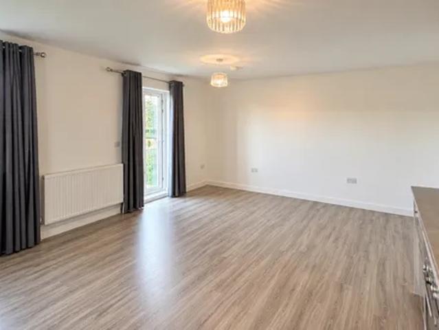 Armoury Court, RM13 8LP, Rainham, Property for rent