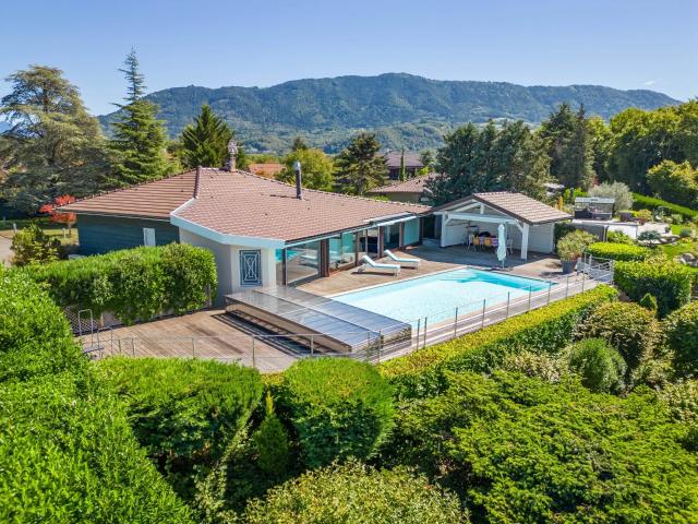 Armoy Villa de 163 m² Vue lac panoramique Piscine 2. 163m² Armoy