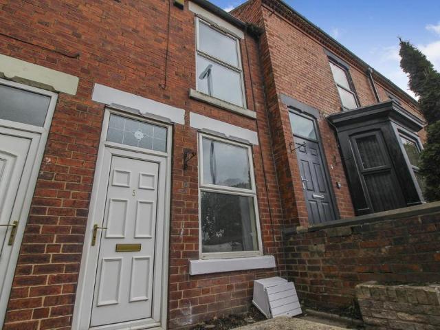 Armstrong Terrace, West Yorkshire WF8 2 bed terraced house to rent £775 pcm £179 pw