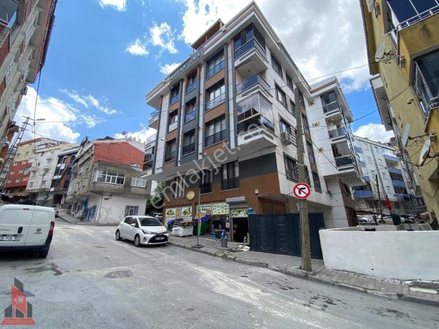 Arnavutköy | Merkez | Kiralık | 1+1 | Çatı Kat