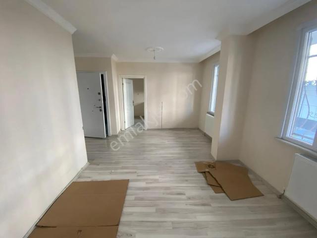 Arnavutköy Merkezde Hakanlar İnşaattan Satılık 60m 1+1 Giriş Kat