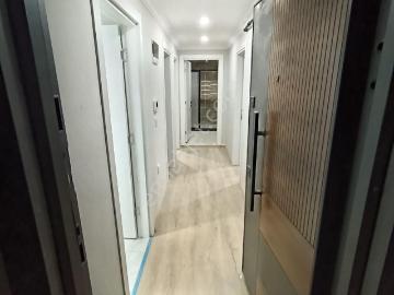 Arnavutköy Merkezde Satılık 4+2 Çatı Kat Dubleks Daire