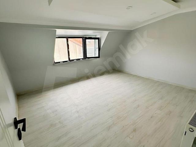 ARNAVUTKÖY ANADOLU MH SATILIK 2+1 YENİ SİSTEM ÇATI KATI