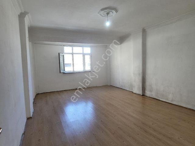 Arnavutköy Böğazköy'de Merkezi Konumda 2+1 Kiralık Daire