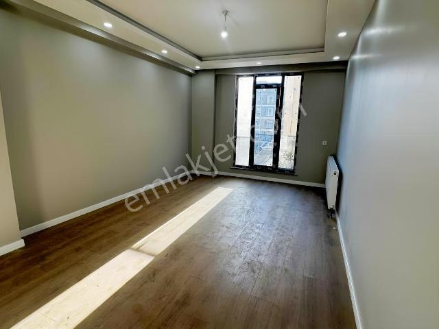 Arnavutköy Bolluca Da Satılık 2+1 Butik Site De Daire